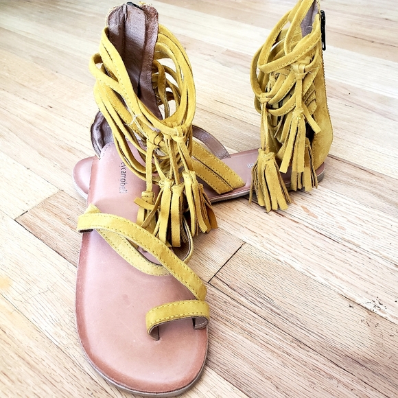 Jeffrey Campbell Shoes Jeffrey Campbell Strappy Tassel Sandals 6